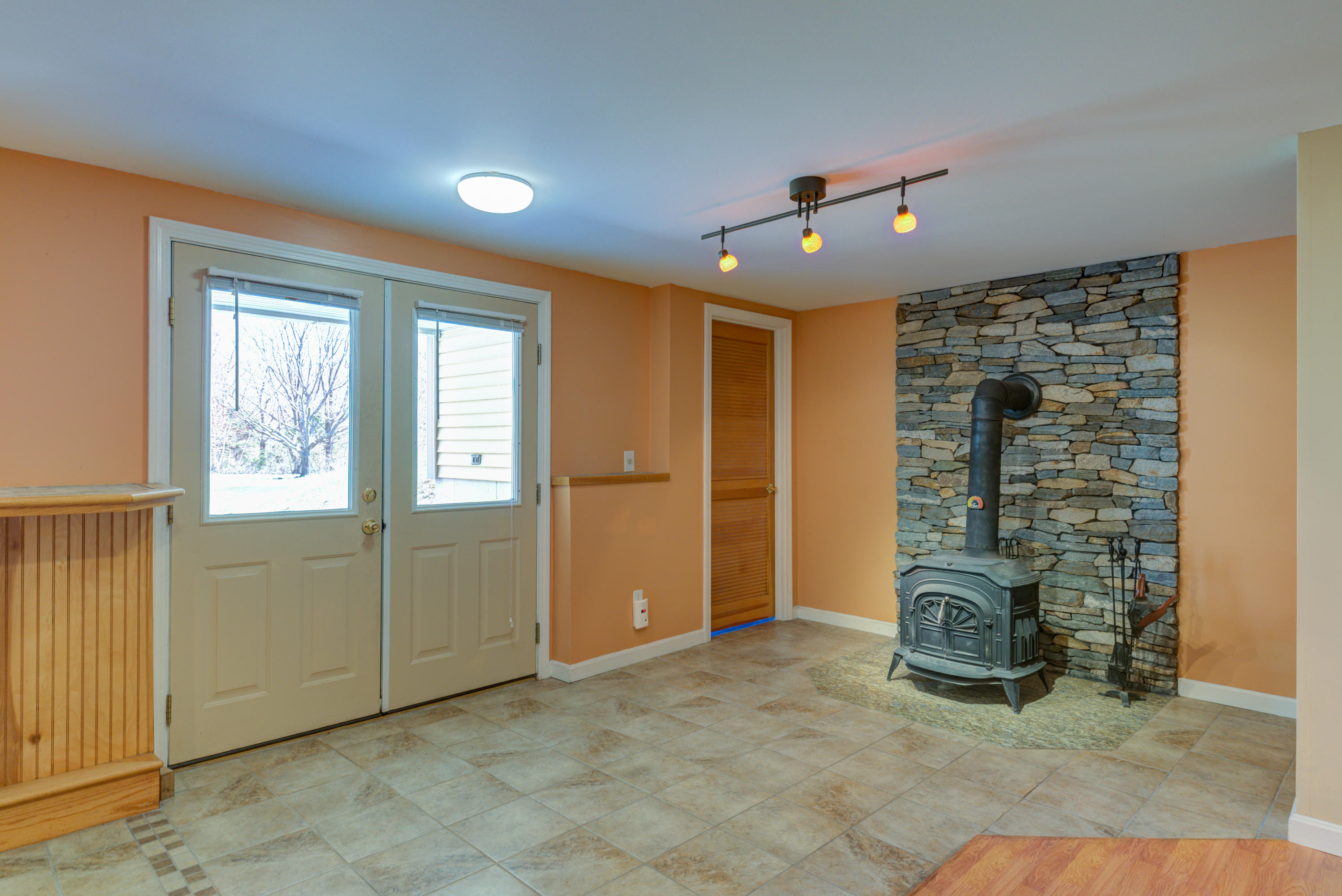 2 Willow Ridge Biddeford, ME 04005 - Photo 36 of 53 Pic#-43