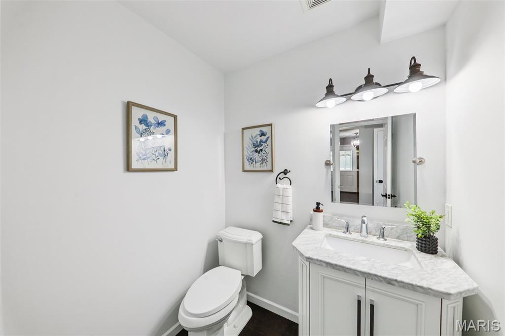 1237 Cedar Creek Road Chesterfield, MO 63017 - Photo 40 of 53