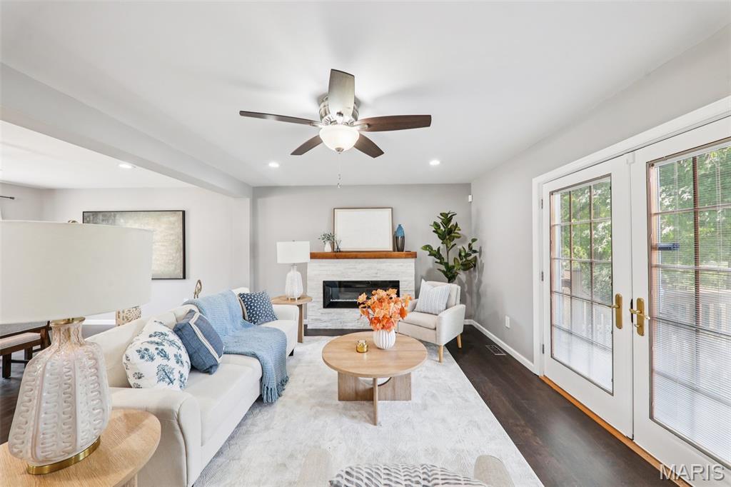 1237 Cedar Creek Road Chesterfield, MO 63017 - Photo 8 of 53