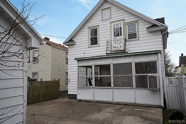 $310,000 | 138 East Hazeltine Avenue, Tonawanda, NY 14217