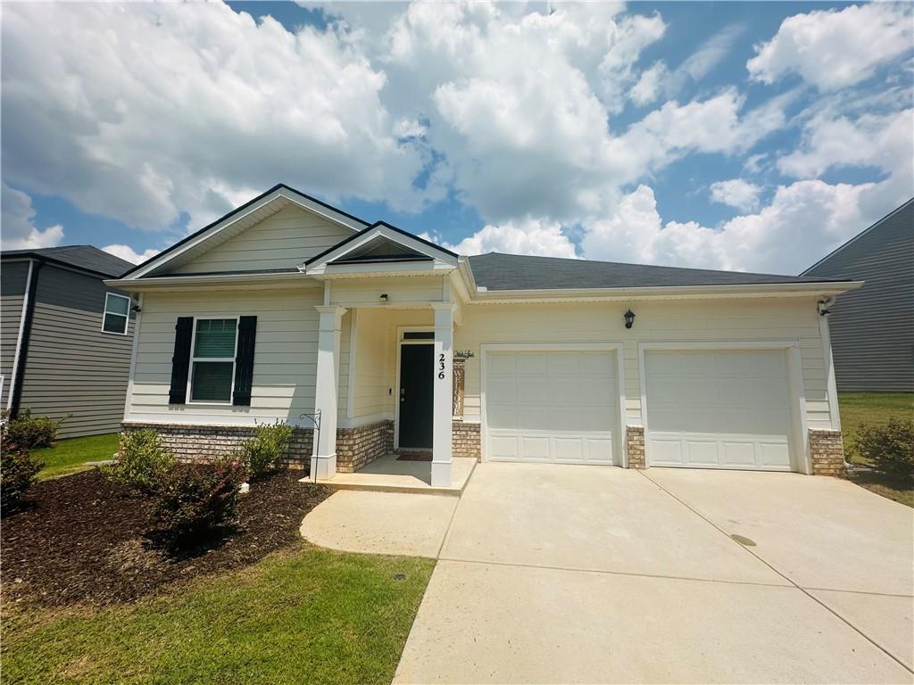 236 Sullivan Street Hampton, GA 30228 - Photo 1 of 13 Gallery Image 1