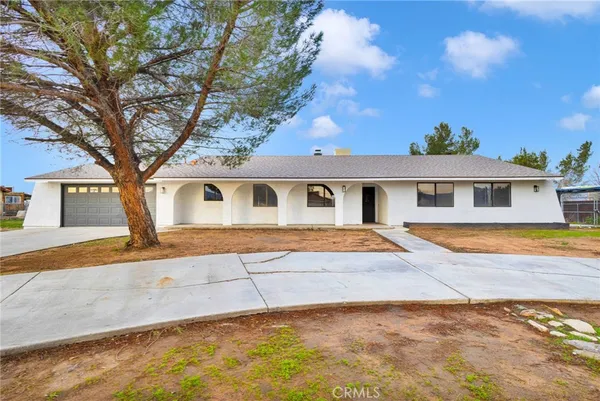 $464,900 | 15620 Ramona Road, Apple Valley, CA 92307