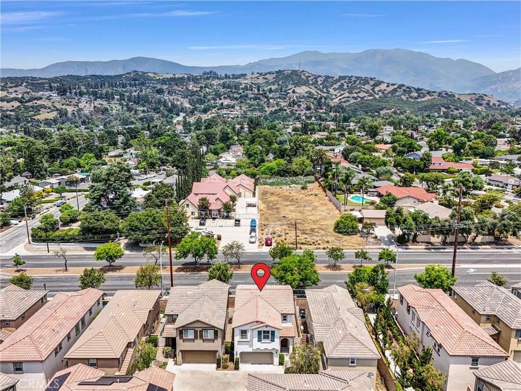 719 Huron Place Claremont, CA 91711 - Photo 34 of 37 an aerial view of residential houses with outdoor space