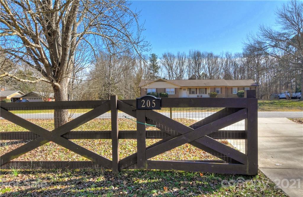 205 Essaw Road Waxhaw, NC 28173 - Photo 34 of 40 Gallery Image 34