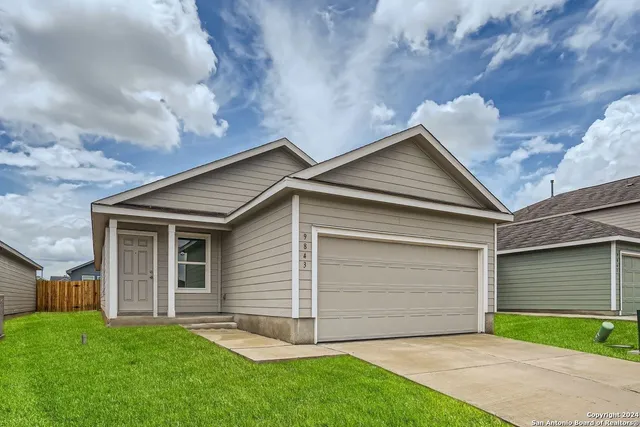$2,100 | 9843 Carome Ml Drive, San Antonio, TX 78254