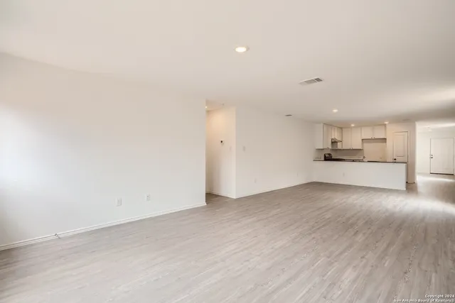 $2,100 | 9843 Carome Ml Drive, San Antonio, TX 78254