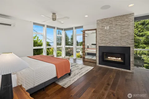 $2,695,000 | 2560 12th Avenue West, Seattle, WA 98119