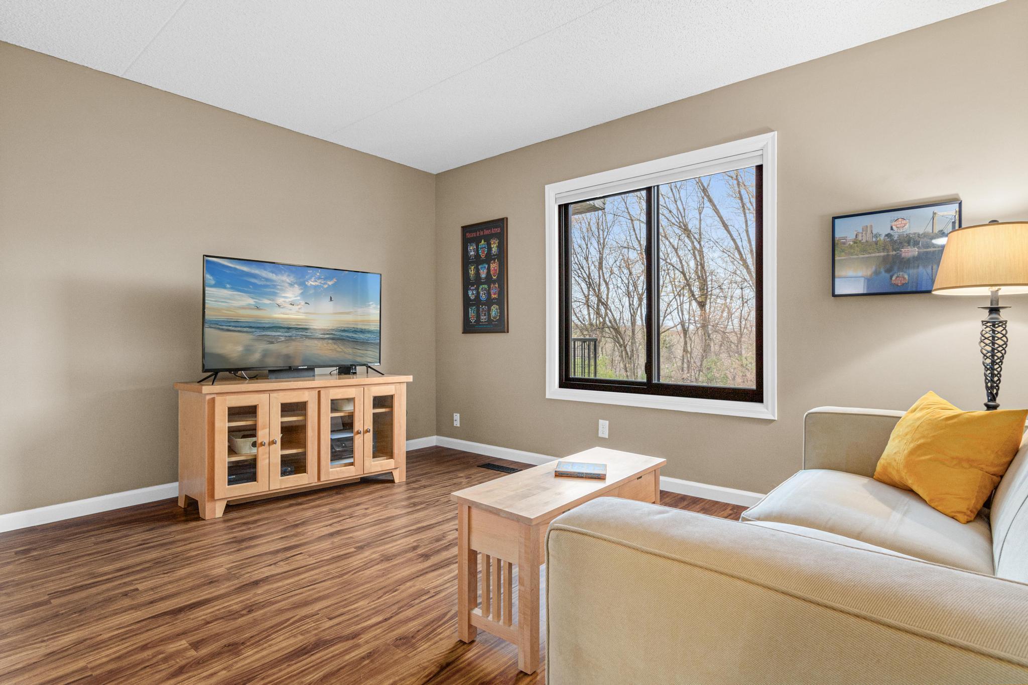 2445 Londin Lane East, Unit 208 Maplewood, MN 55119 - Photo 12 of 43