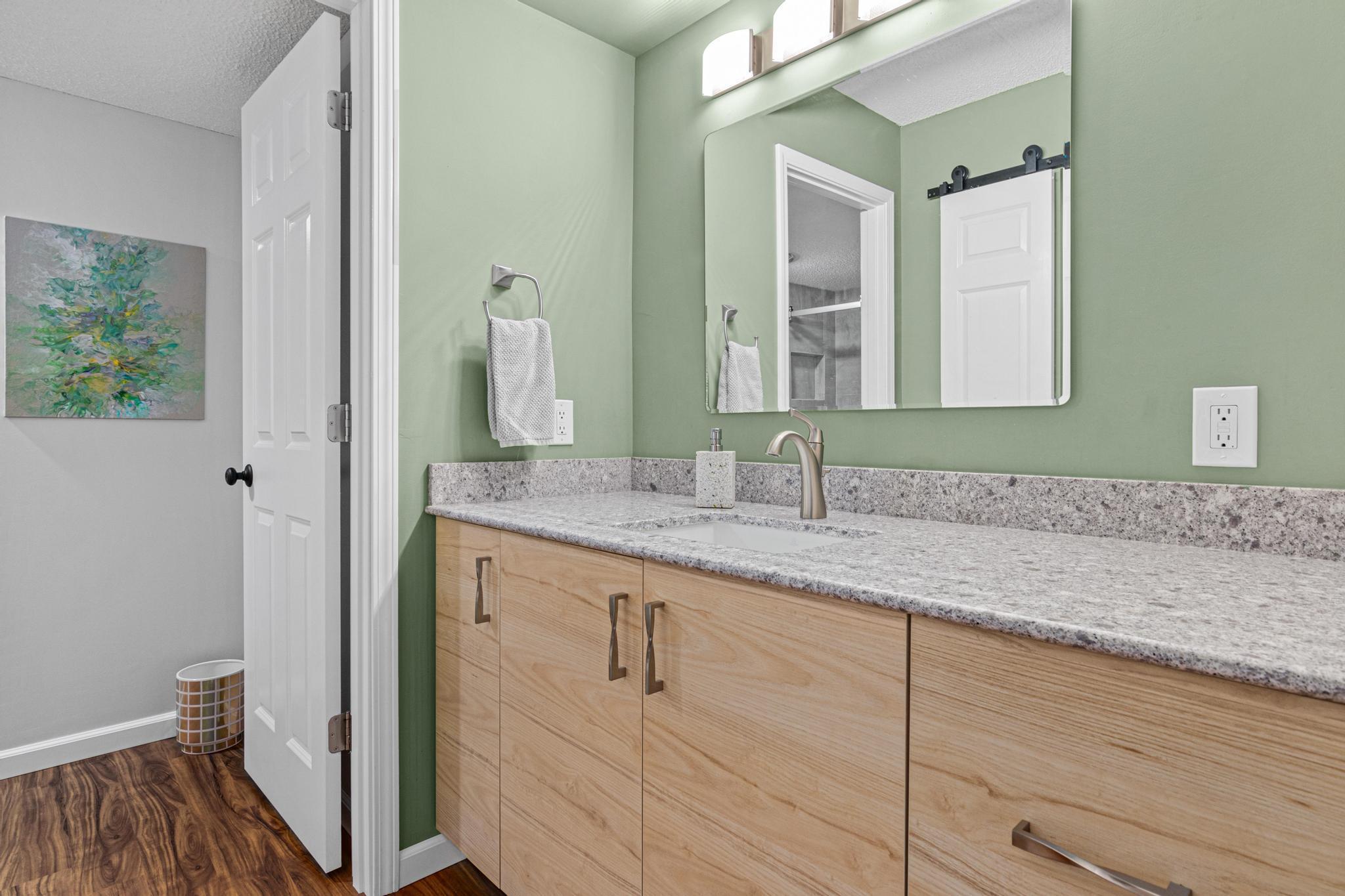 2445 Londin Lane East, Unit 208 Maplewood, MN 55119 - Photo 17 of 43