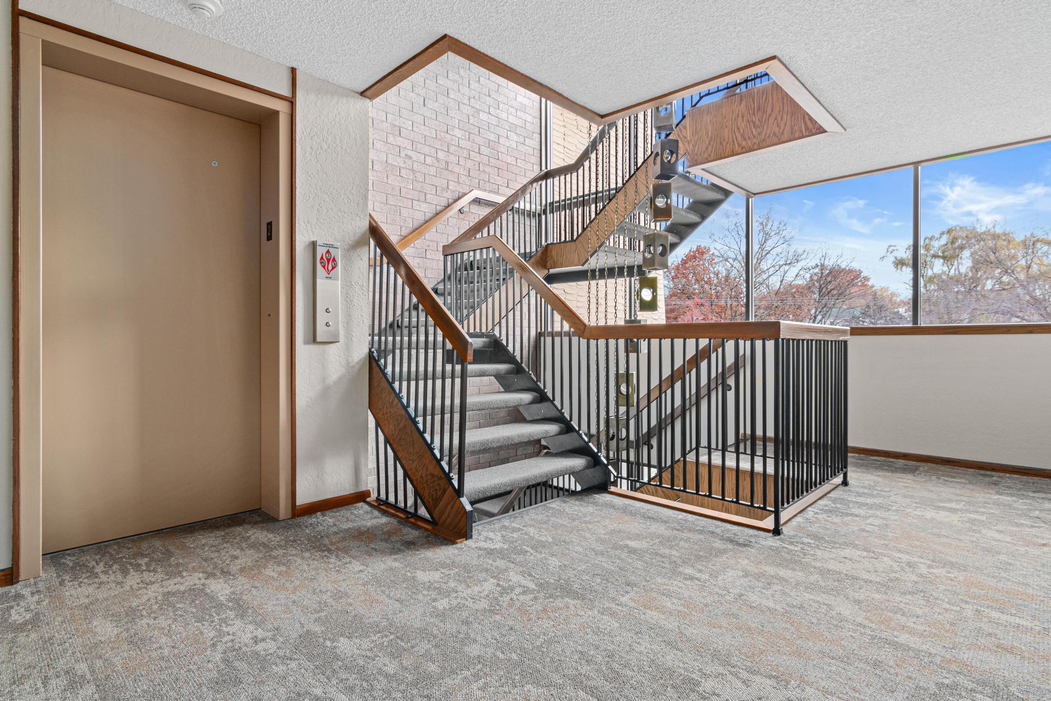 2445 Londin Lane East, Unit 208 Maplewood, MN 55119 - Photo 23 of 43