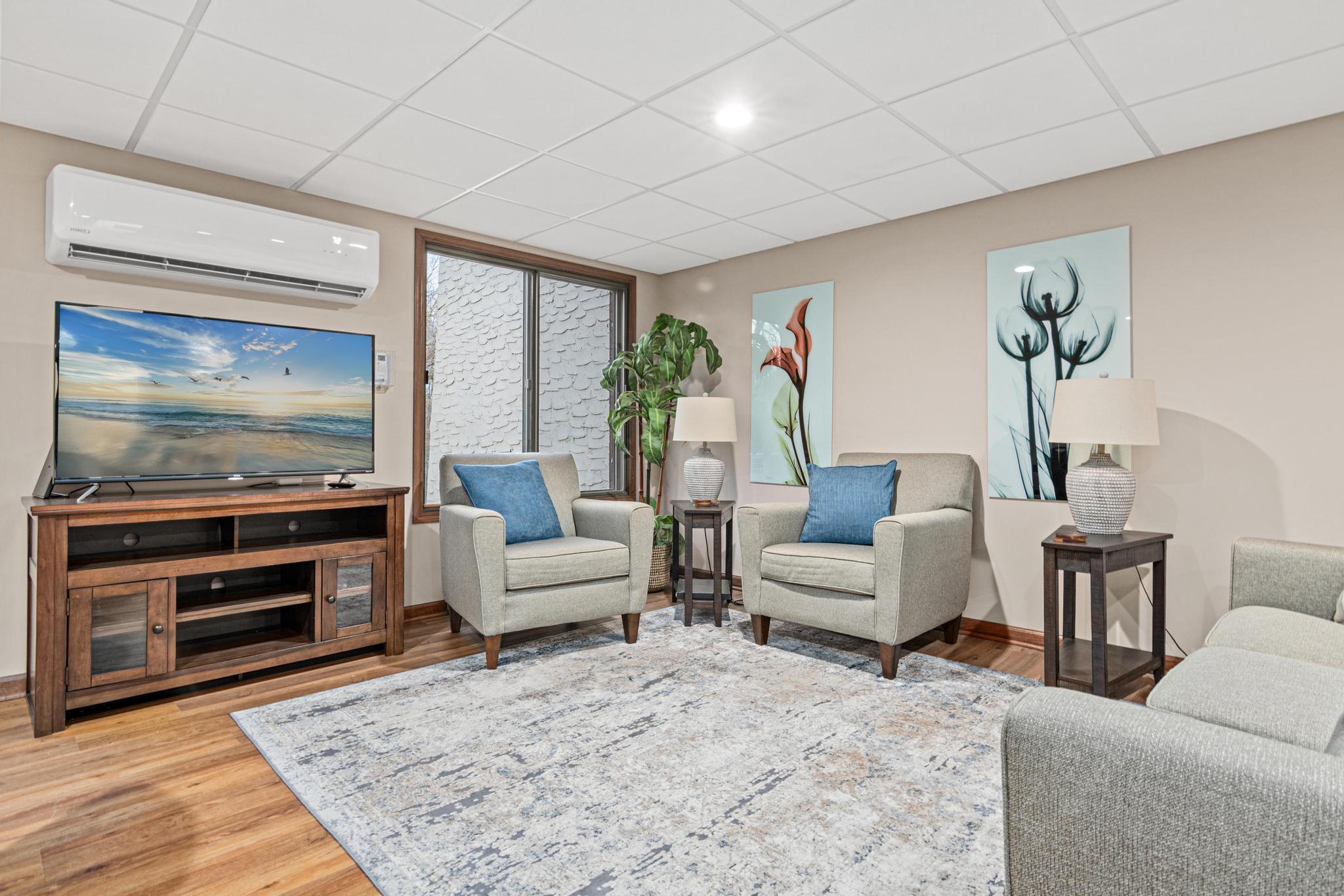 2445 Londin Lane East, Unit 208 Maplewood, MN 55119 - Photo 26 of 43