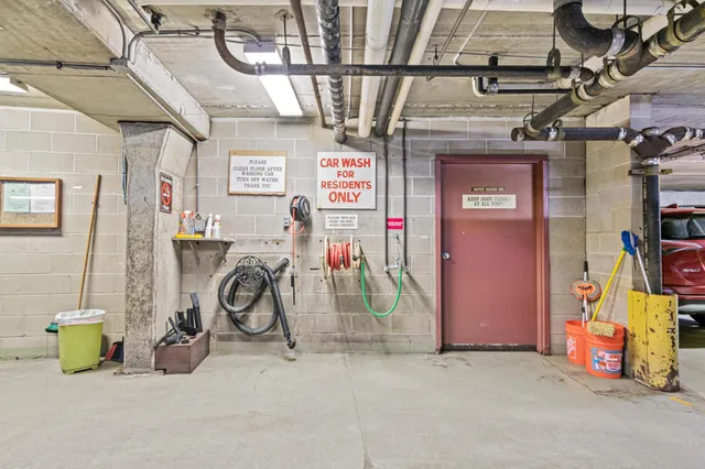 $217,000 | 2445 Londin Lane East, Unit 208, Maplewood, MN 55119