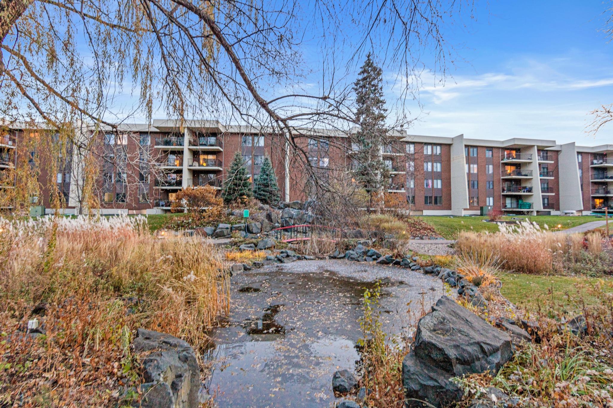 2445 Londin Lane East, Unit 208 Maplewood, MN 55119 - Photo 36 of 43