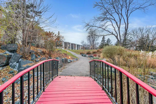 $217,000 | 2445 Londin Lane East, Unit 208, Maplewood, MN 55119