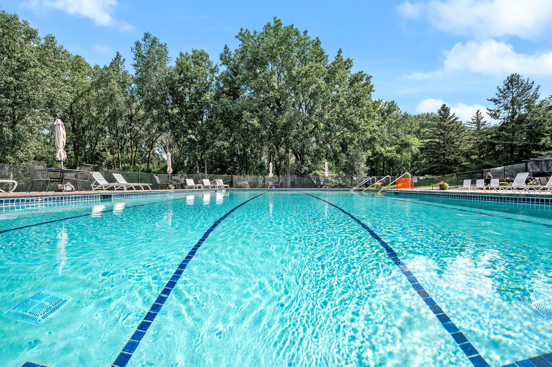 2445 Londin Lane East, Unit 208 Maplewood, MN 55119 - Photo 41 of 43