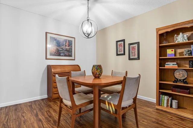 $217,000 | 2445 Londin Lane East, Unit 208, Maplewood, MN 55119