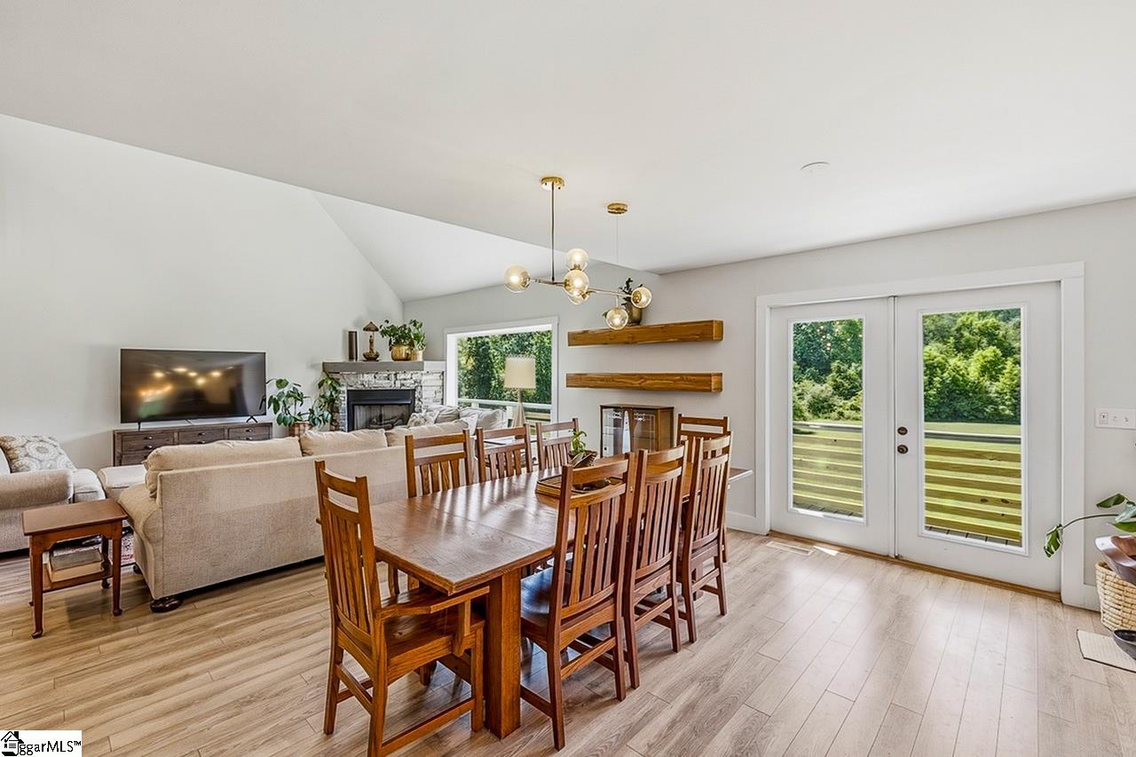 455 Aiken Chapel Road Taylors, SC 29687 - Photo 9 of 48