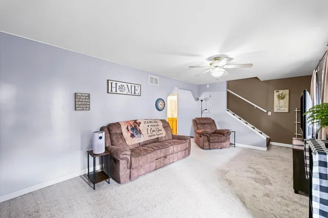 $119,999 | 108 Maple Street, Roberts, IL 60962