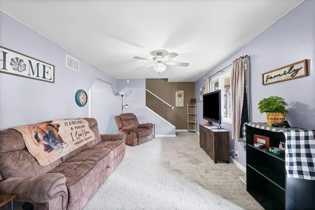 $119,999 | 108 Maple Street, Roberts, IL 60962