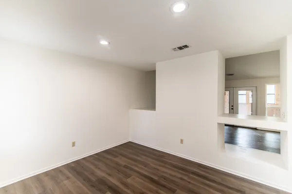 $1,700 | 1507 Wimbledon Drive, Huntsville, TX 77340