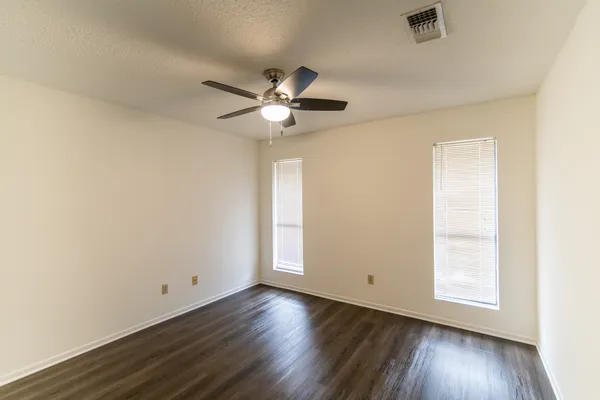 $1,700 | 1507 Wimbledon Drive, Huntsville, TX 77340