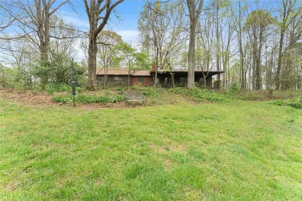 $649,900 | 353 Riverwood Road, Lula, GA 30554