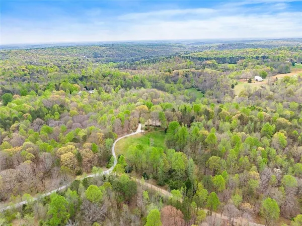 $649,900 | 353 Riverwood Road, Lula, GA 30554
