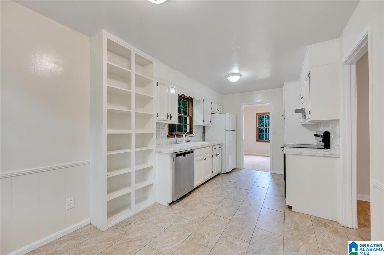5454 Faucett Road Pinson, AL 35126 - Photo 8 of 23