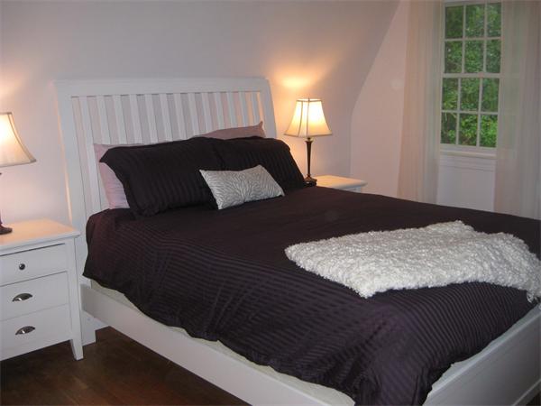 16 Whippletree Road Chelmsford, MA 01824 - Photo 13 of 22 a bedroom with a bed and a window