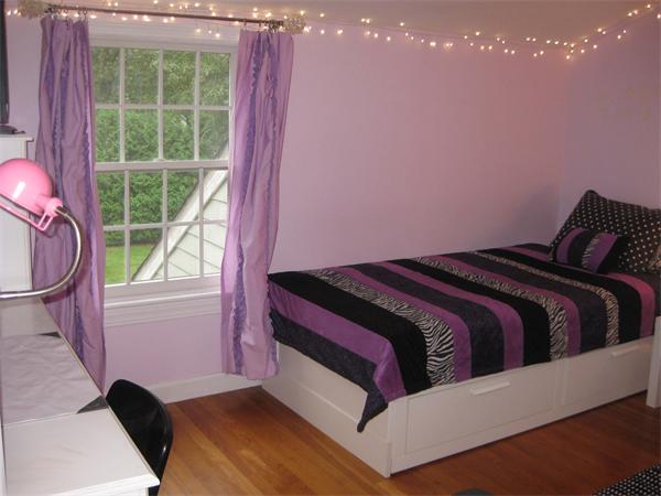 16 Whippletree Road Chelmsford, MA 01824 - Photo 15 of 22 a bedroom with a bed and a window