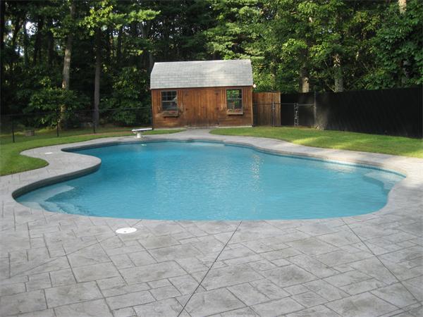 16 Whippletree Road Chelmsford, MA 01824 - Photo 20 of 22 a view of a swimming pool with a yard