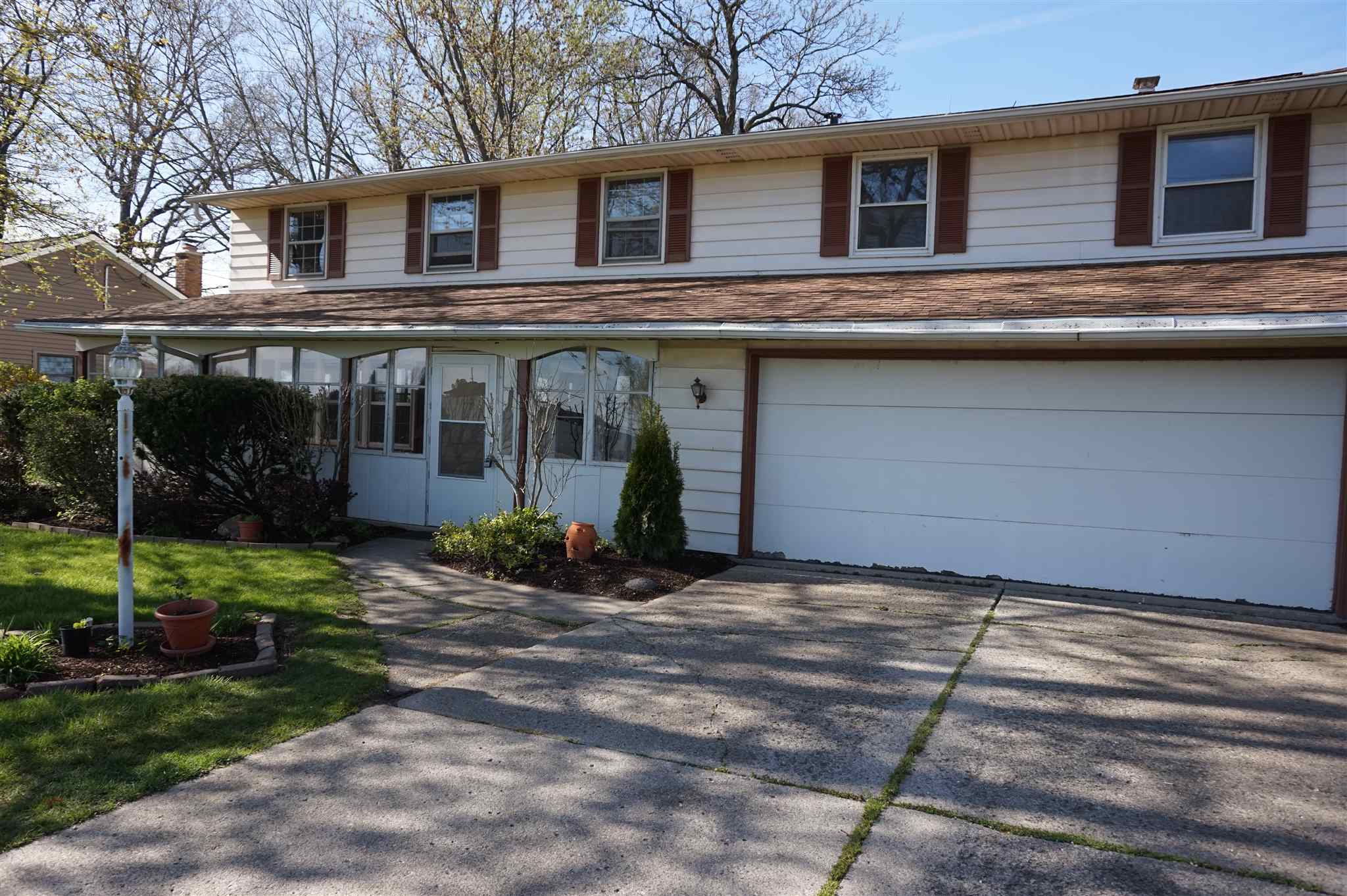 5215 Trier Road Fort Wayne, IN 46815 - Photo 2 of 34 Gallery Image 2