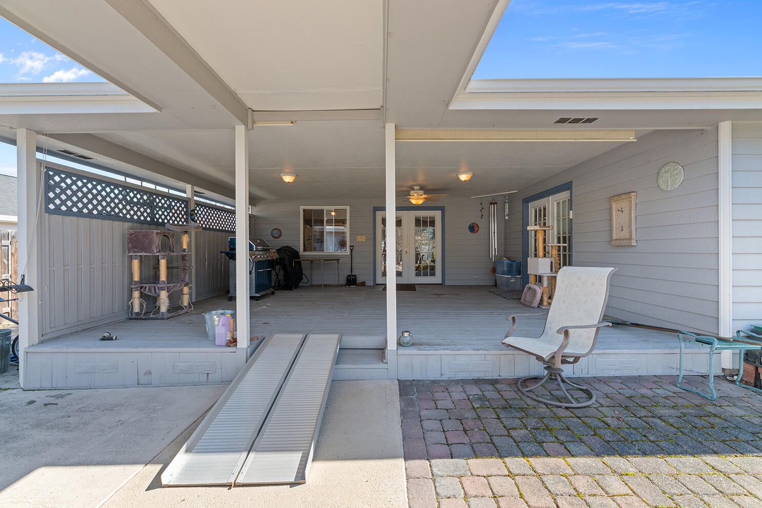 296 Brandon Street Central Point, OR 97502 - Photo 26 of 30 DSC_7998