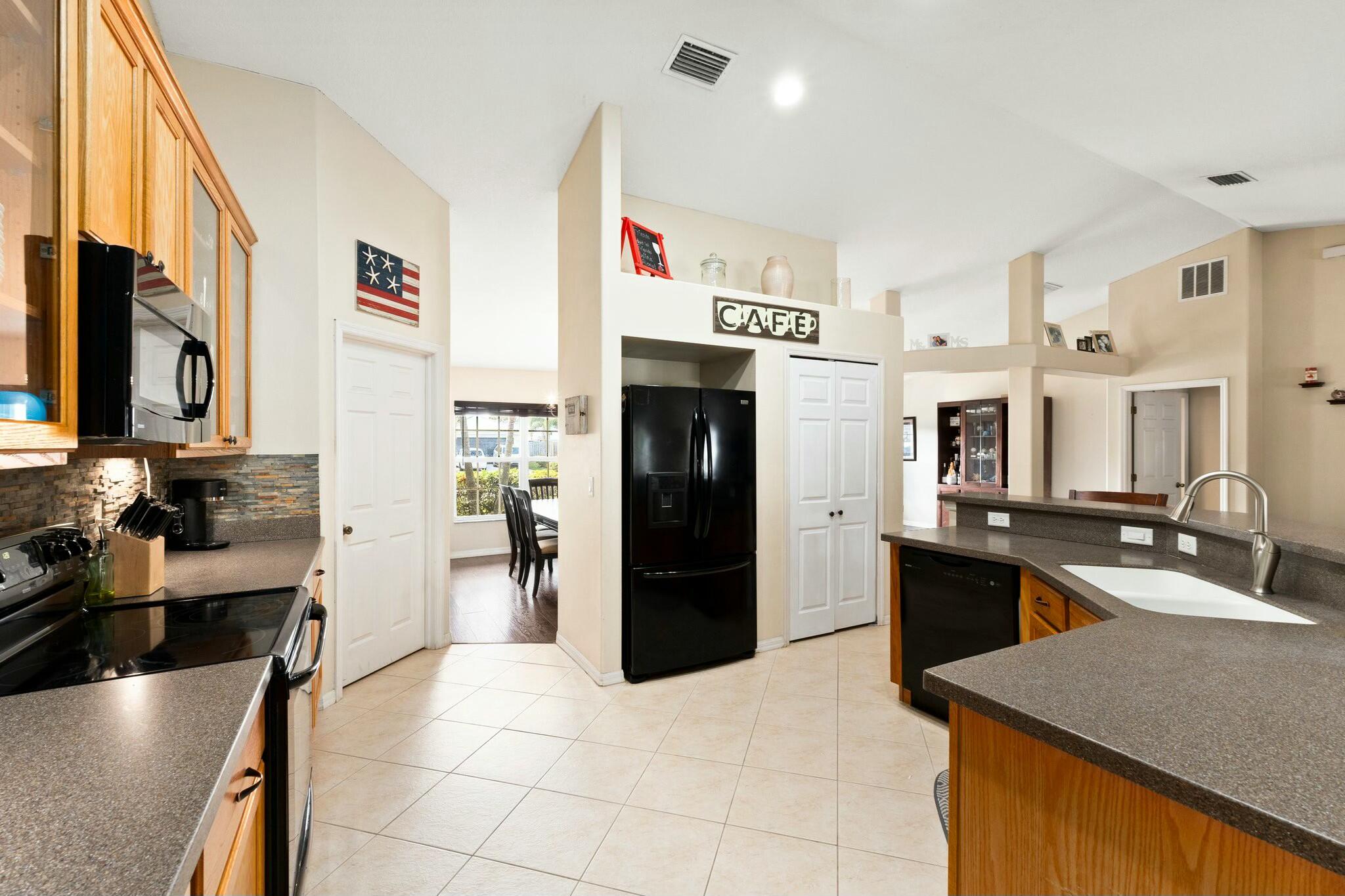 3871 Southwest Ridley Street Port St. Lucie, FL 34953 - Photo 15 of 46 tempImageauFFv2