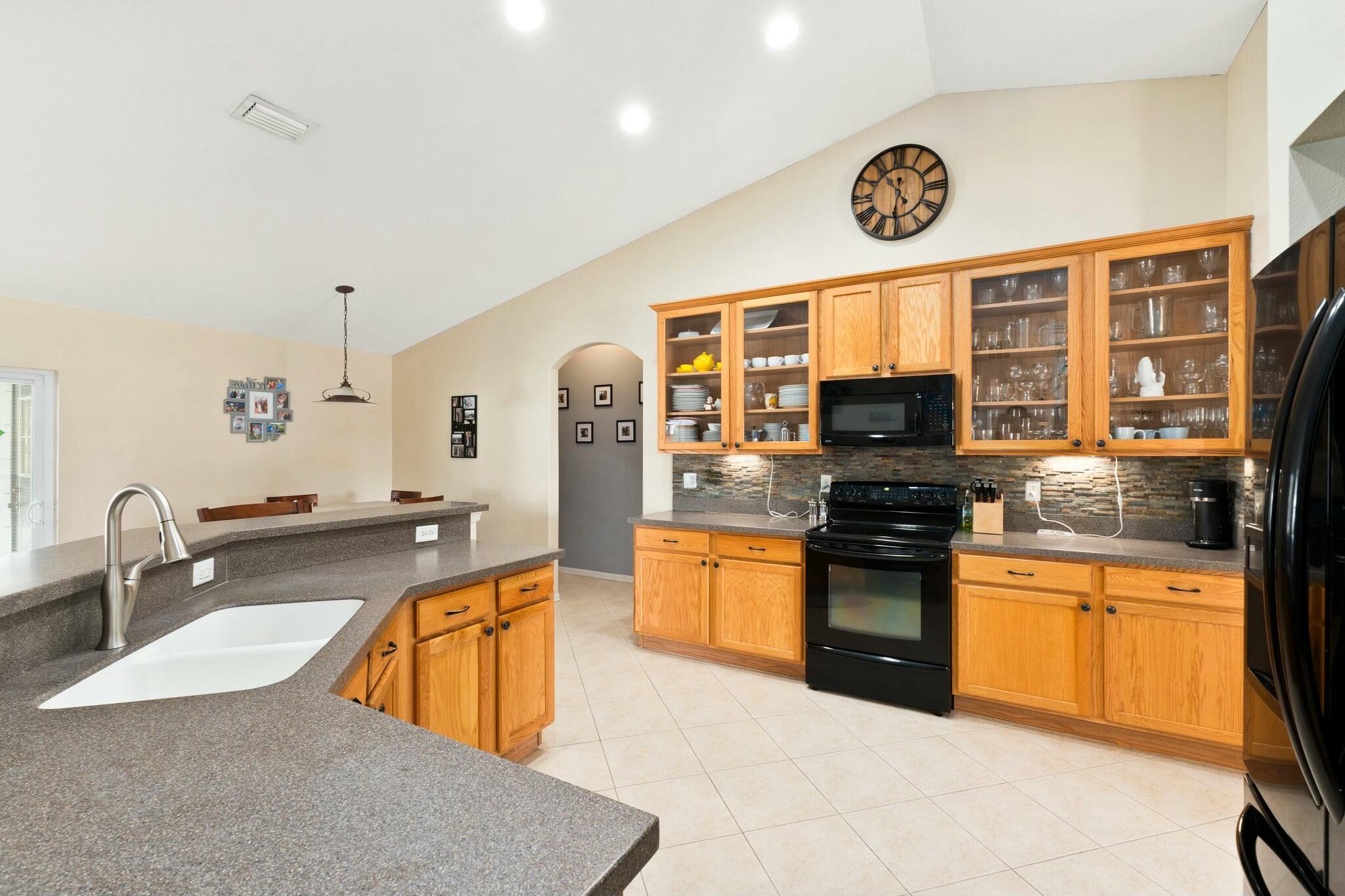 3871 Southwest Ridley Street Port St. Lucie, FL 34953 - Photo 16 of 46 tempImageThXip0