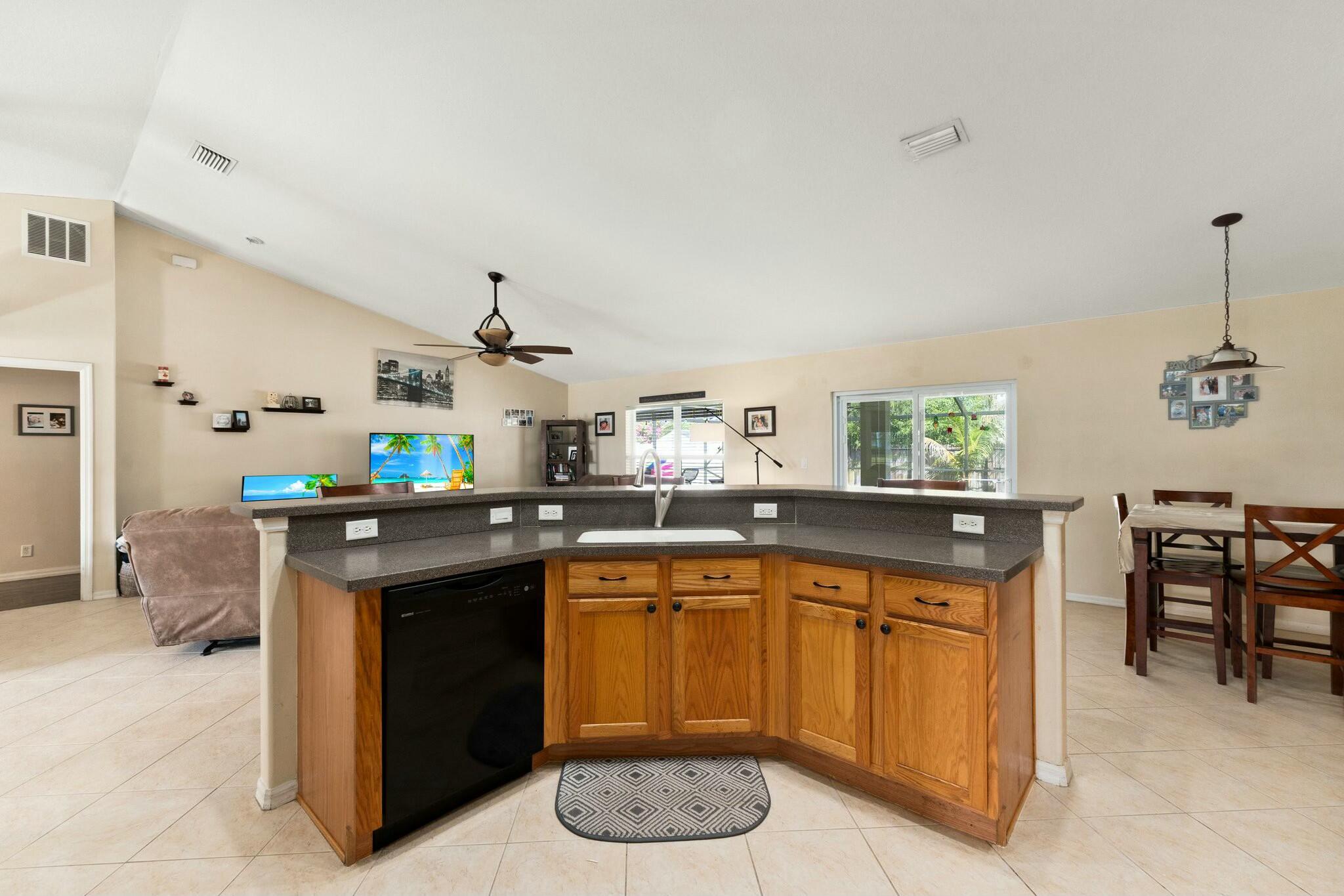 3871 Southwest Ridley Street Port St. Lucie, FL 34953 - Photo 17 of 46 tempImage5Sr7St
