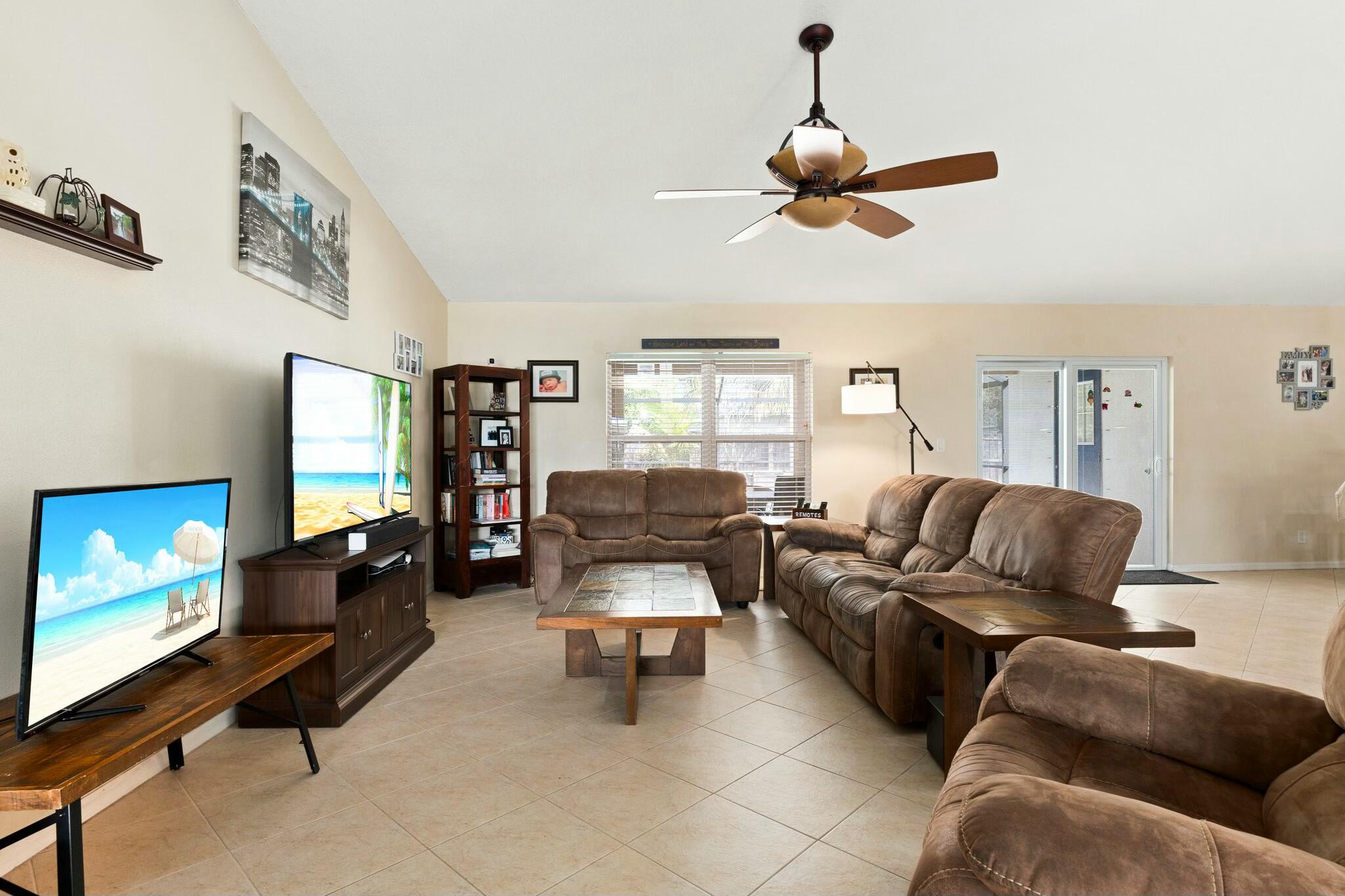 3871 Southwest Ridley Street Port St. Lucie, FL 34953 - Photo 10 of 46 tempImage7V1R6q