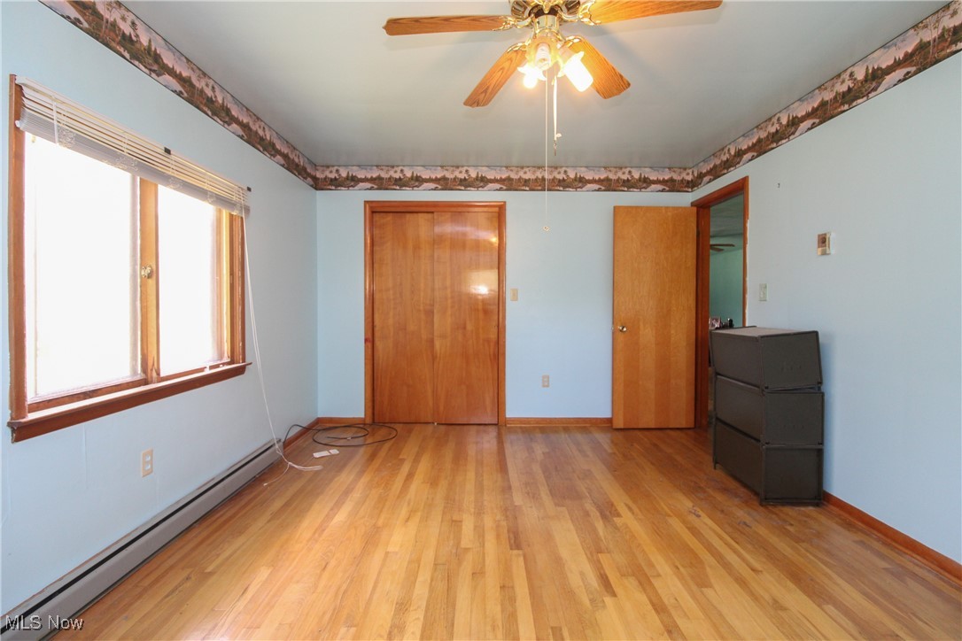 3279 Durst Clagg Road Warren, OH 44481 - Photo 21 of 33 Nice hardwood floors!