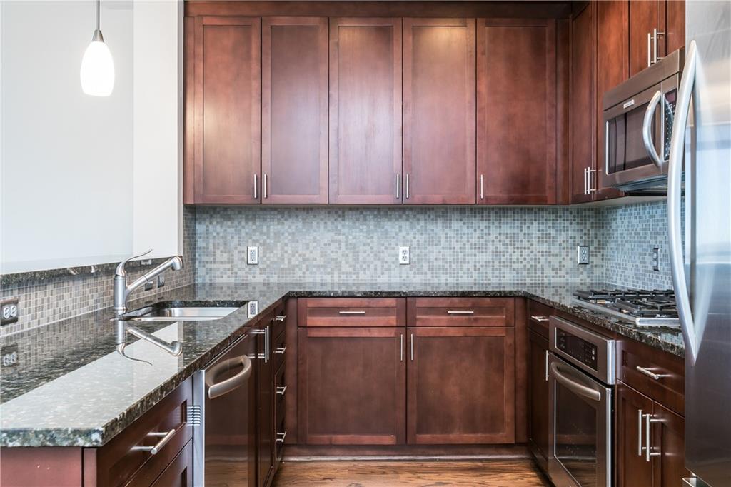 270 17th Street Northwest, Unit 2208 Atlanta, GA 30363 - Photo 2 of 32