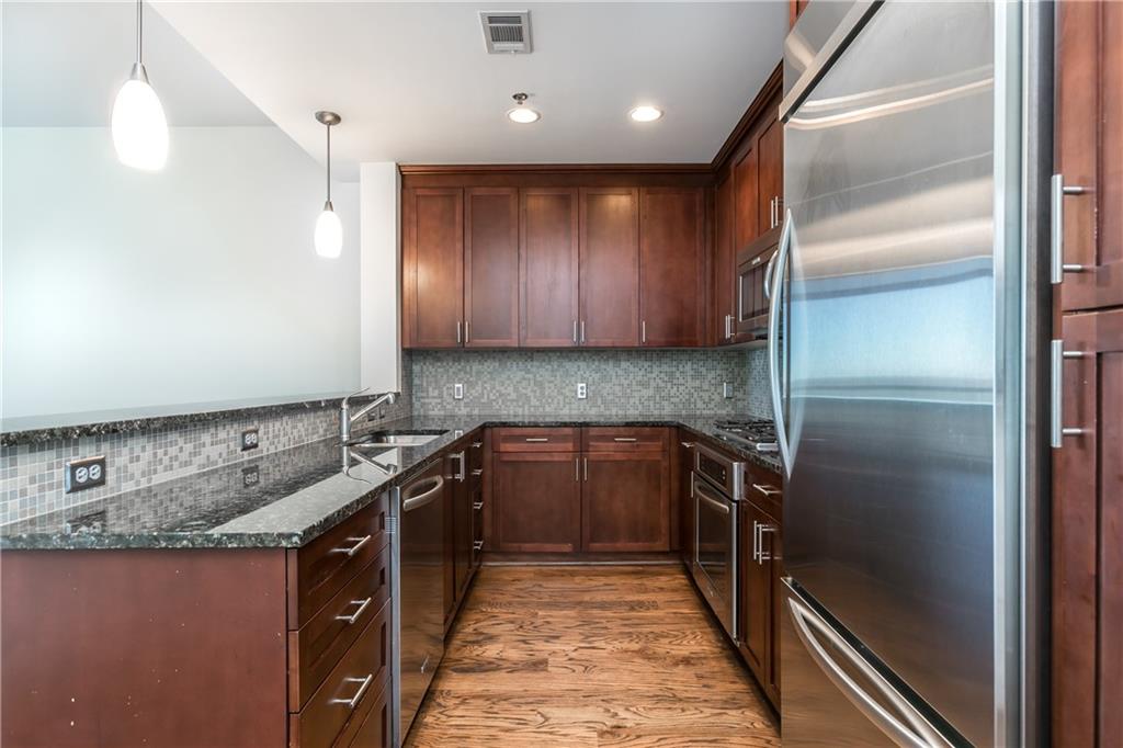 270 17th Street Northwest, Unit 2208 Atlanta, GA 30363 - Photo 3 of 32