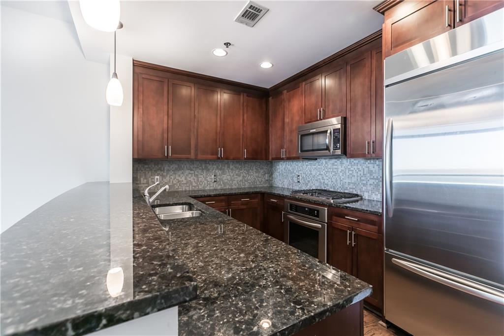 270 17th Street Northwest, Unit 2208 Atlanta, GA 30363 - Photo 5 of 32