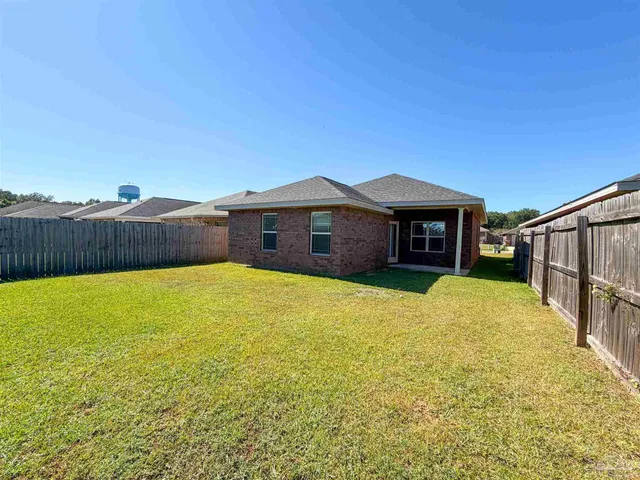 $1,850 | 5790 Corkscrew Court, Pace, FL 32571