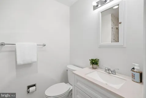 $565,000 | 639 Azalea Drive, Rockville, MD 20850