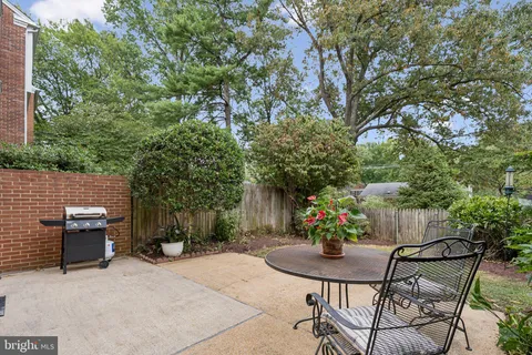 $565,000 | 639 Azalea Drive, Rockville, MD 20850