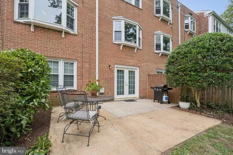 $565,000 | 639 Azalea Drive, Rockville, MD 20850