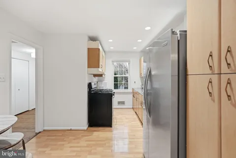 $565,000 | 639 Azalea Drive, Rockville, MD 20850