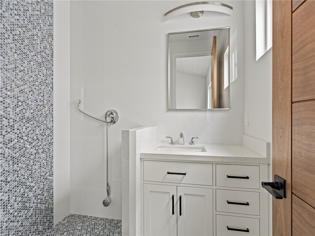 417 Standard Street El Segundo, CA 90245 - Photo 25 of 31