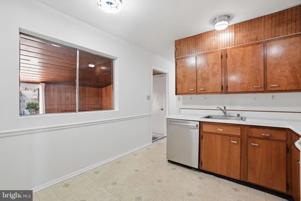 $590,000 | 6023 Frontier Drive, Springfield, VA 22150