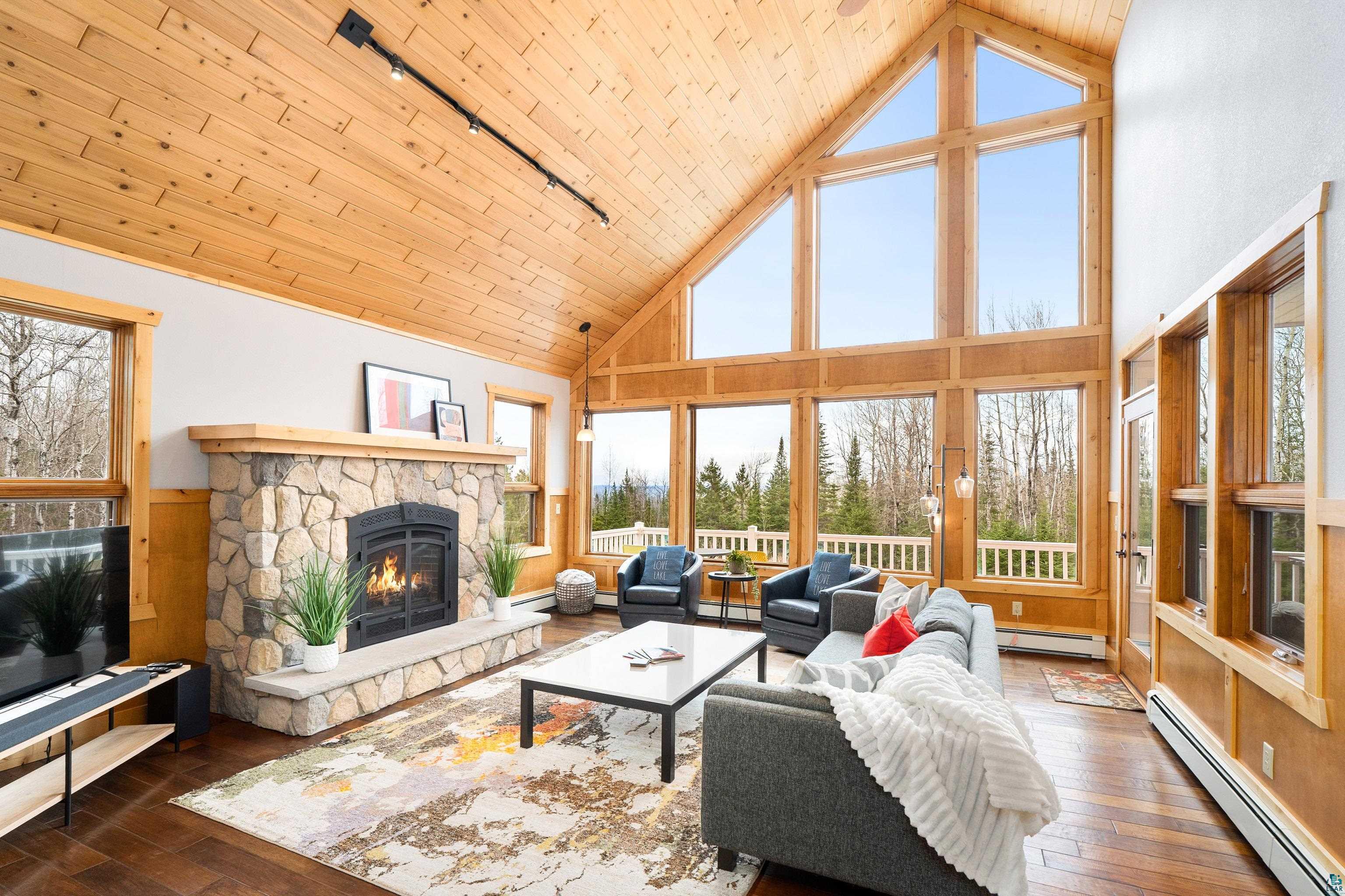 878 Old North Shore Road Two Harbors, MN 55616 - Photo 4 of 99