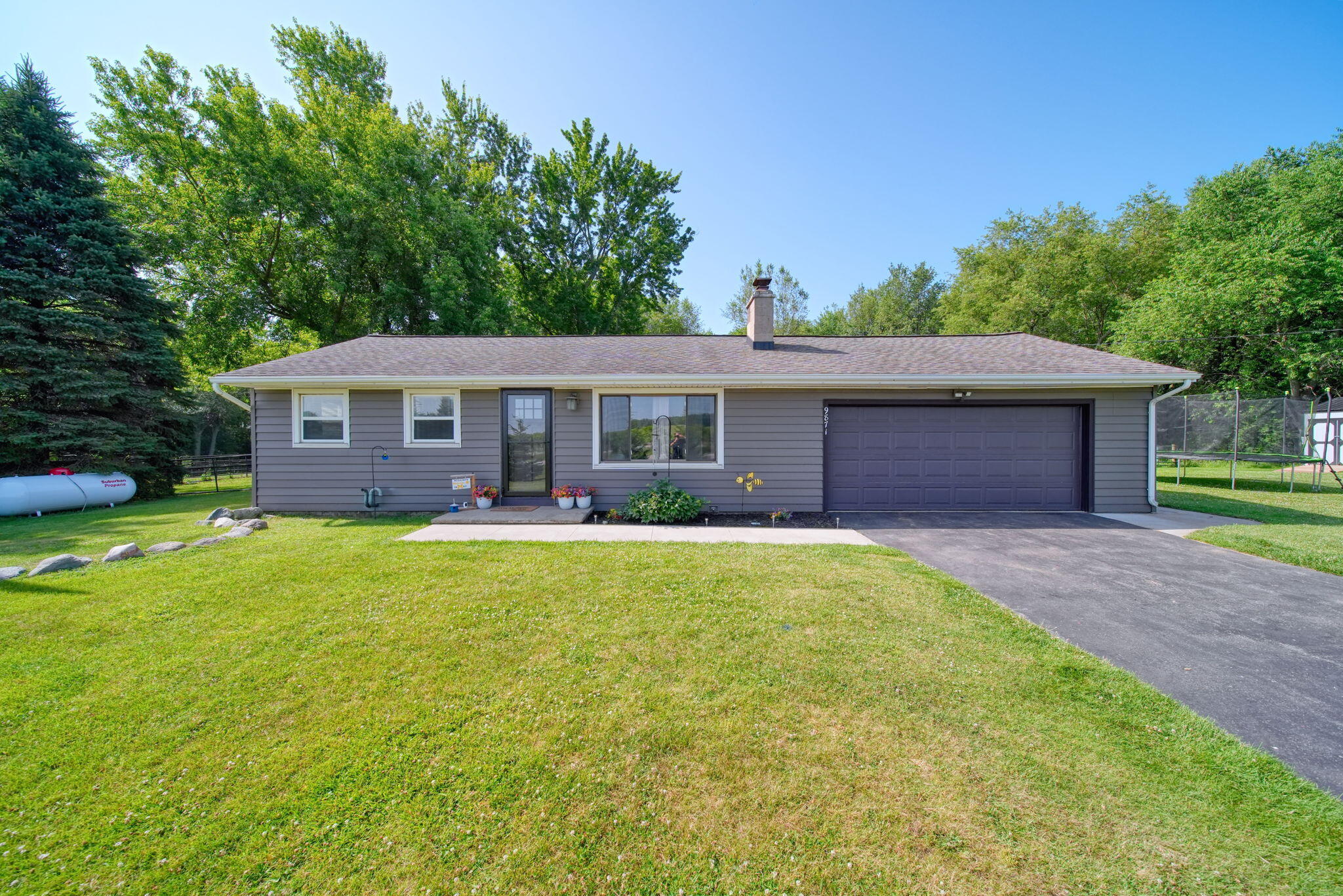 9871 Knight Road Grass Lake, MI 49240 - Photo 5 of 44 5-web-or-mls-DSC08047_HDR